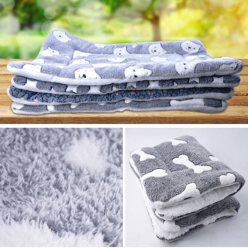 Pet Blanket Dog Bed Cat Mat Flannel Thickened Accessories Keep Warm In Winter Sleeping For Sofa Cushion Home Rug Supplies - immagine 2
