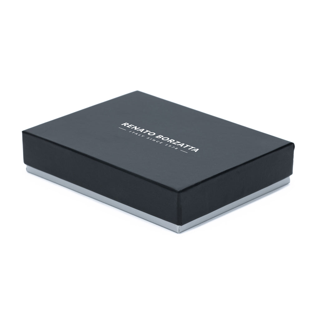 RB12129V | Women's Wallet in Genuine Full-Grain Leather, Dollar Grain/Light. Color: Red. RFID Protection. Closed Dimensions: 18.5 x 10 x 3 cm. Packaging: Gift box bottom/lid - immagine 5