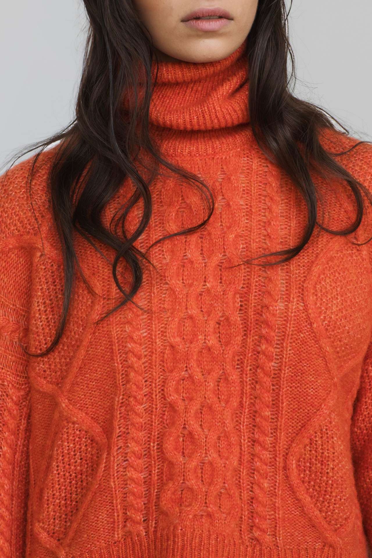 Maglione con treccia in Lana Merinos - Saffira - immagine 3