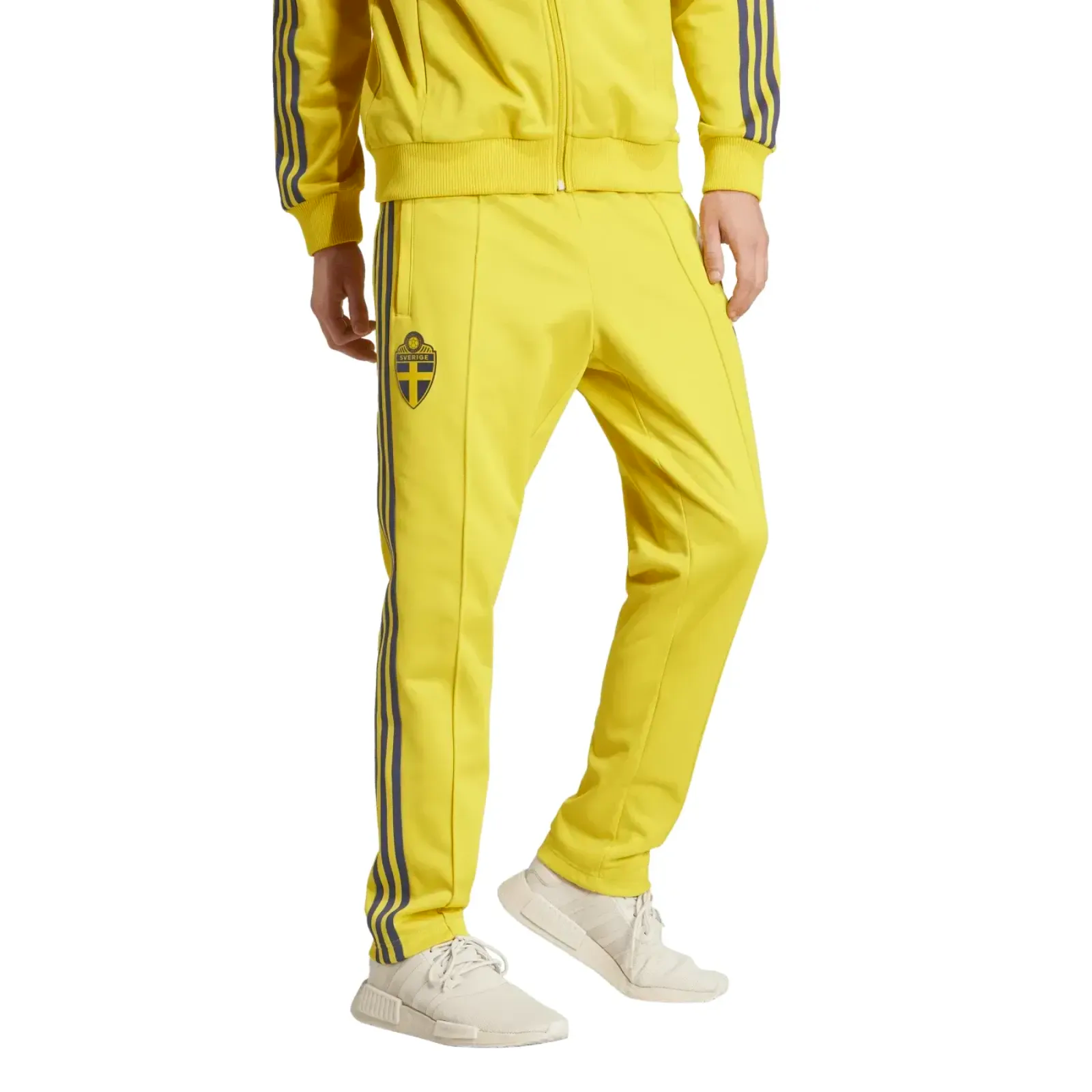 Sweden Originals casual presentation Soccer tracksuit 2024/25 - Adidas - immagine 15