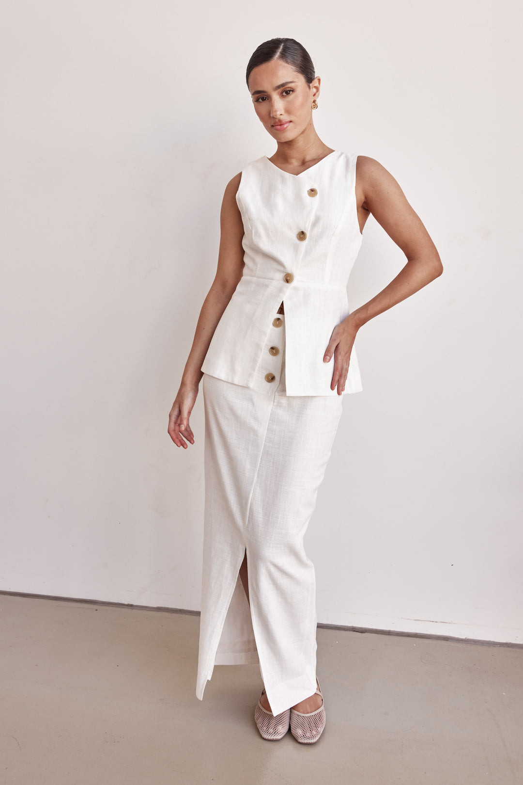 Linen Vest - Off-White Peplum Linen Vest for Women - immagine 5