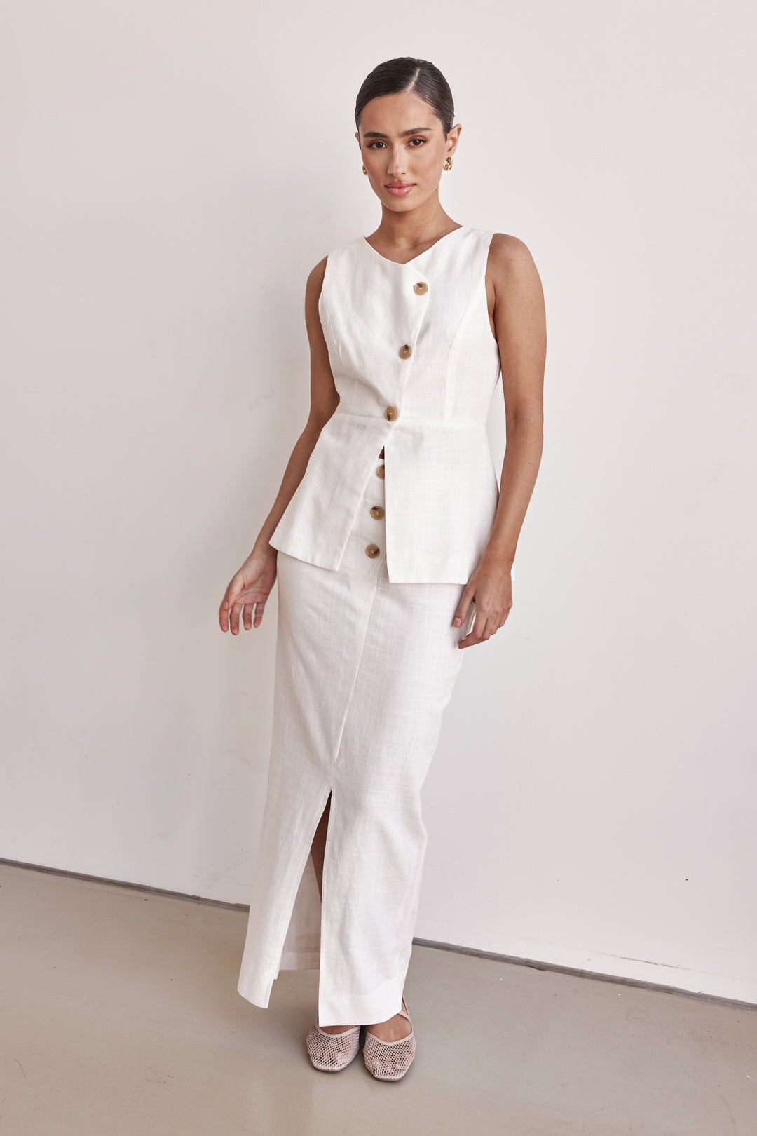 Linen Vest - Off-White Peplum Linen Vest for Women - immagine 2