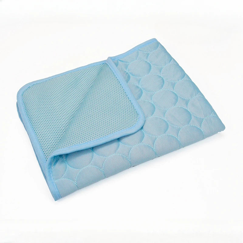 Pet Ice Silk Cooling Mat for Dogs and Cats - immagine 10