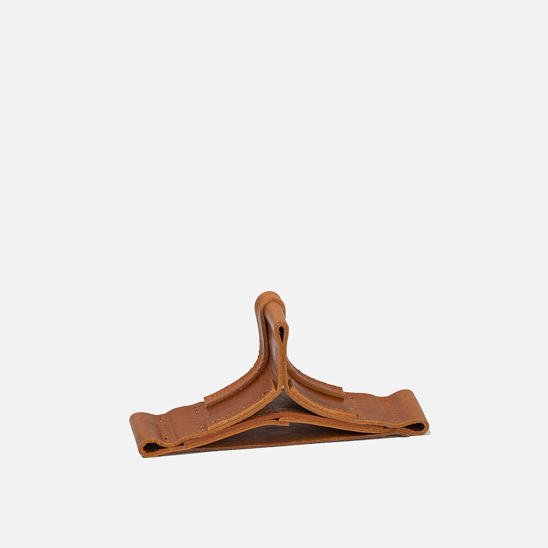 Leather Stand for AirPods Max - immagine 3