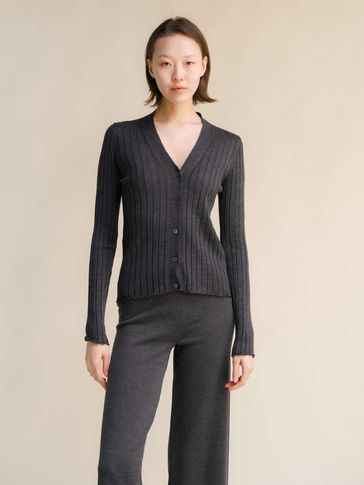 Extra Fine Merino Ribbed Cardigan - immagine 15