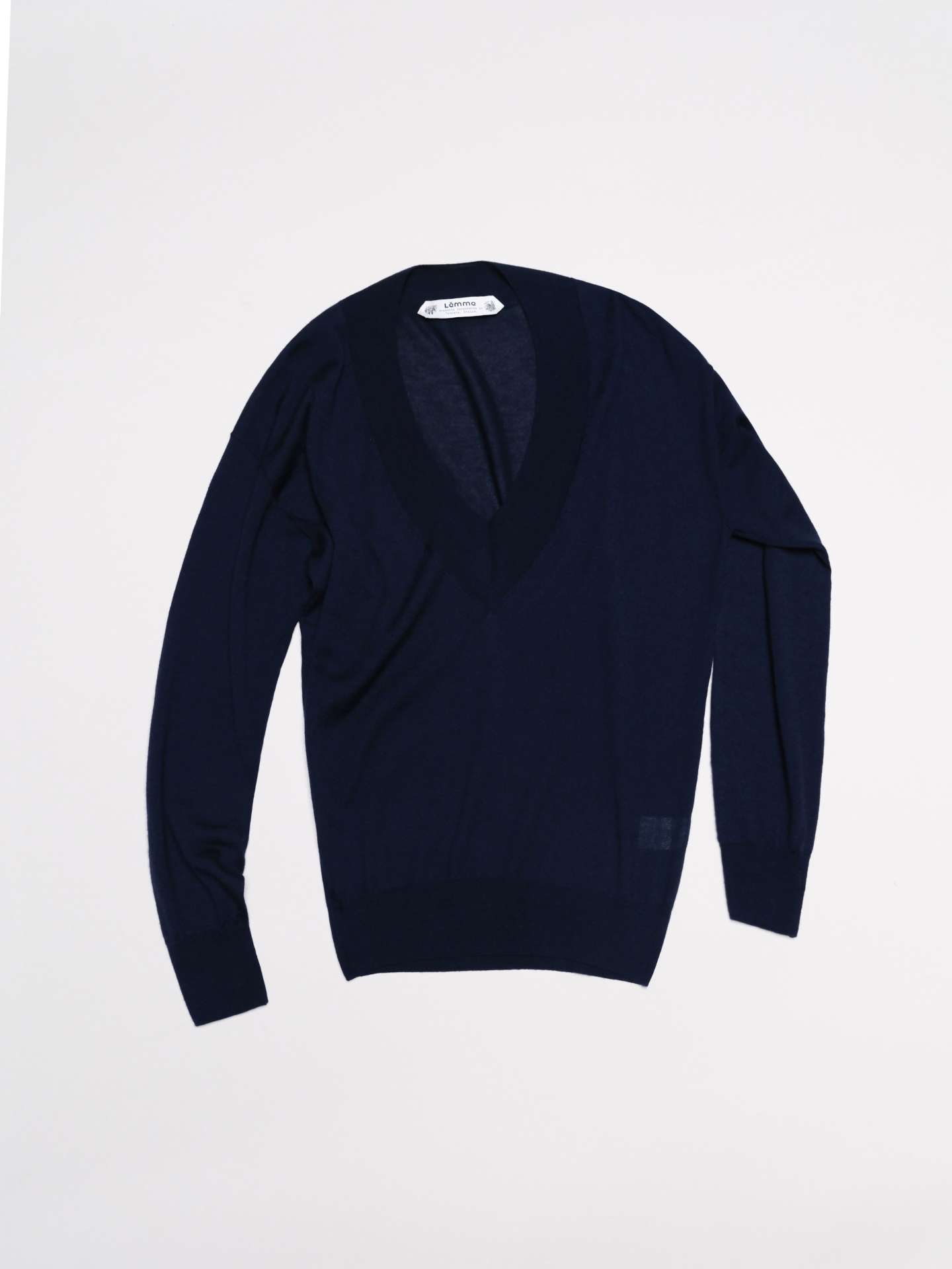 Merino & Silk V-Neck Sweater - immagine 5